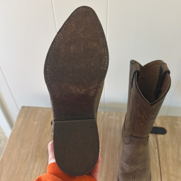 Frye Billy Pull On Western Boot - Picture 16 of 16